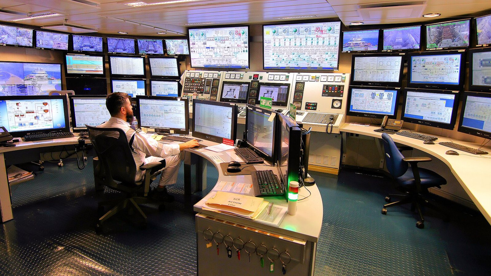AI-Powered Marine Parts Assistant: Get Instant Technical Answers 24/7 — MarineLink Solutions marine industry blog article on technology