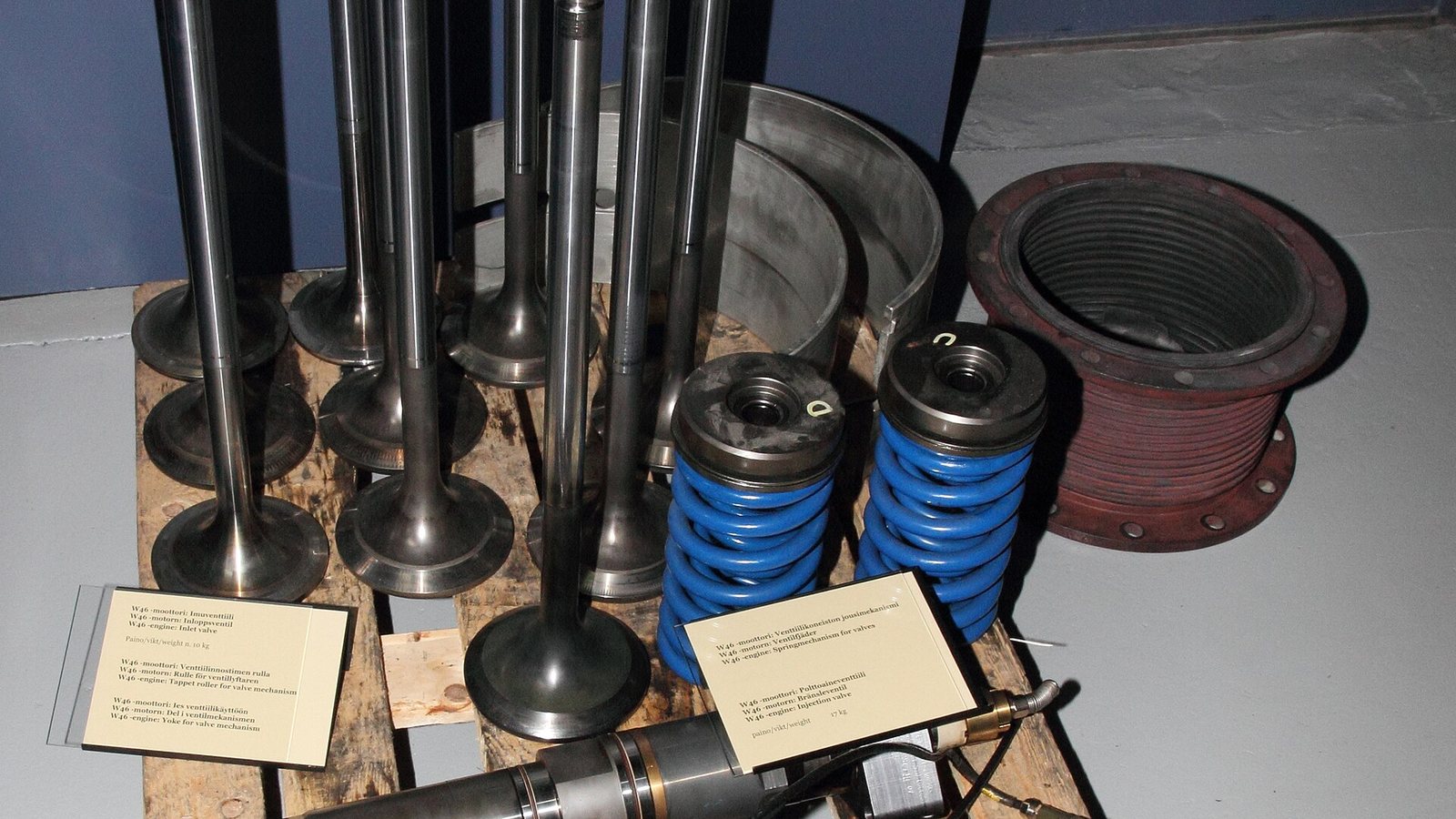 Diesel Engine Overhaul Kits: What's Included, Costs & How to Choose the Right Kit — MaK engine maintenance and spare parts technical guide by MarineLink Solutions