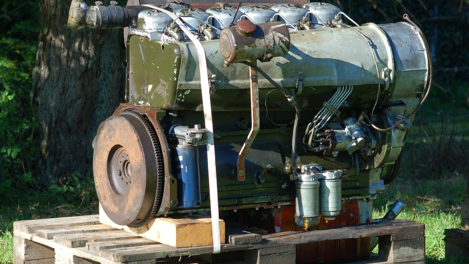 Sulzer RTA Spare Parts: Complete Guide for Ship Engineers & Operators — Sulzer engine maintenance and spare parts technical guide by MarineLink Solutions